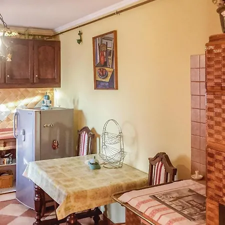 Lägenhet Two-bedroom In Keszthely